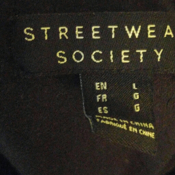 Pullover sweater with hoodie - Picture 2 of 2